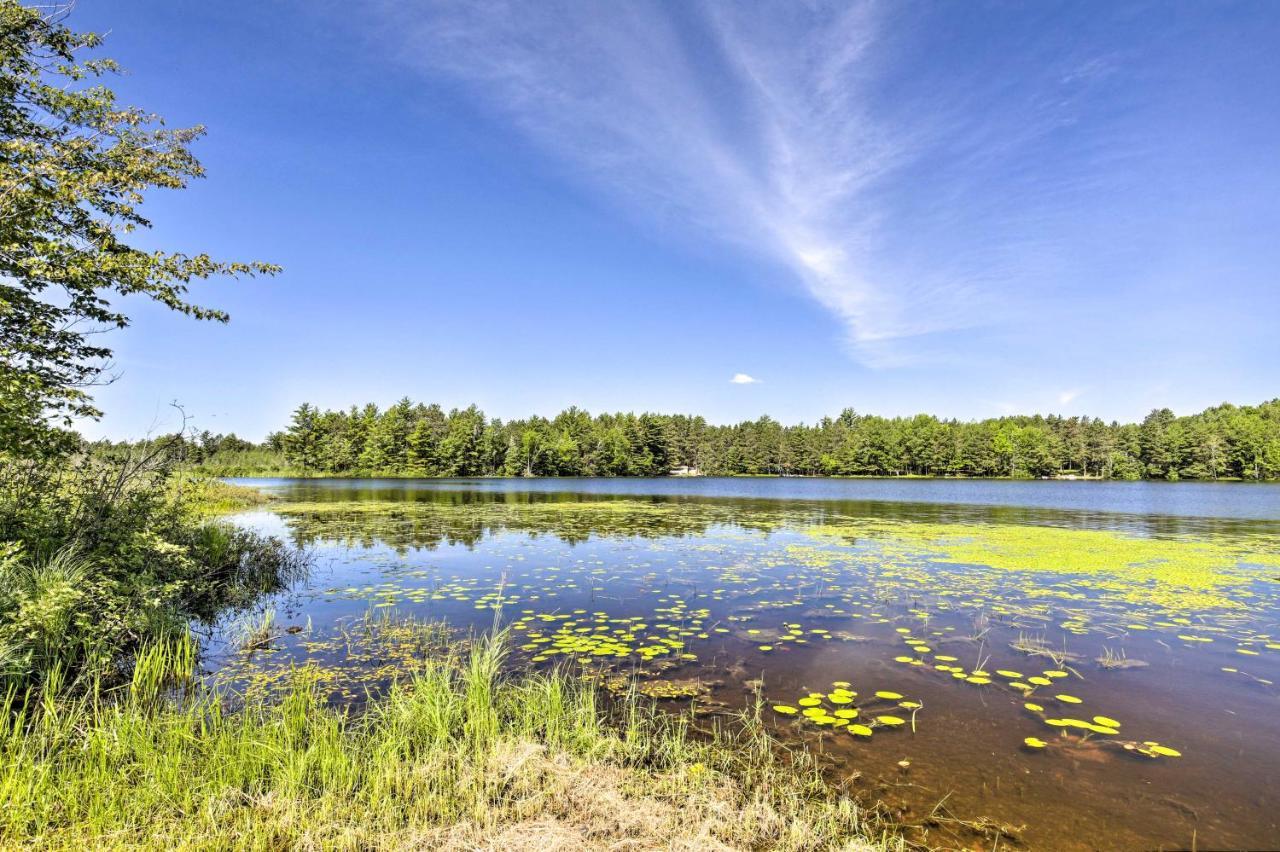 Simple Cranberry And Wine Farm Home With Fire Pit! Eagle River Εξωτερικό φωτογραφία
